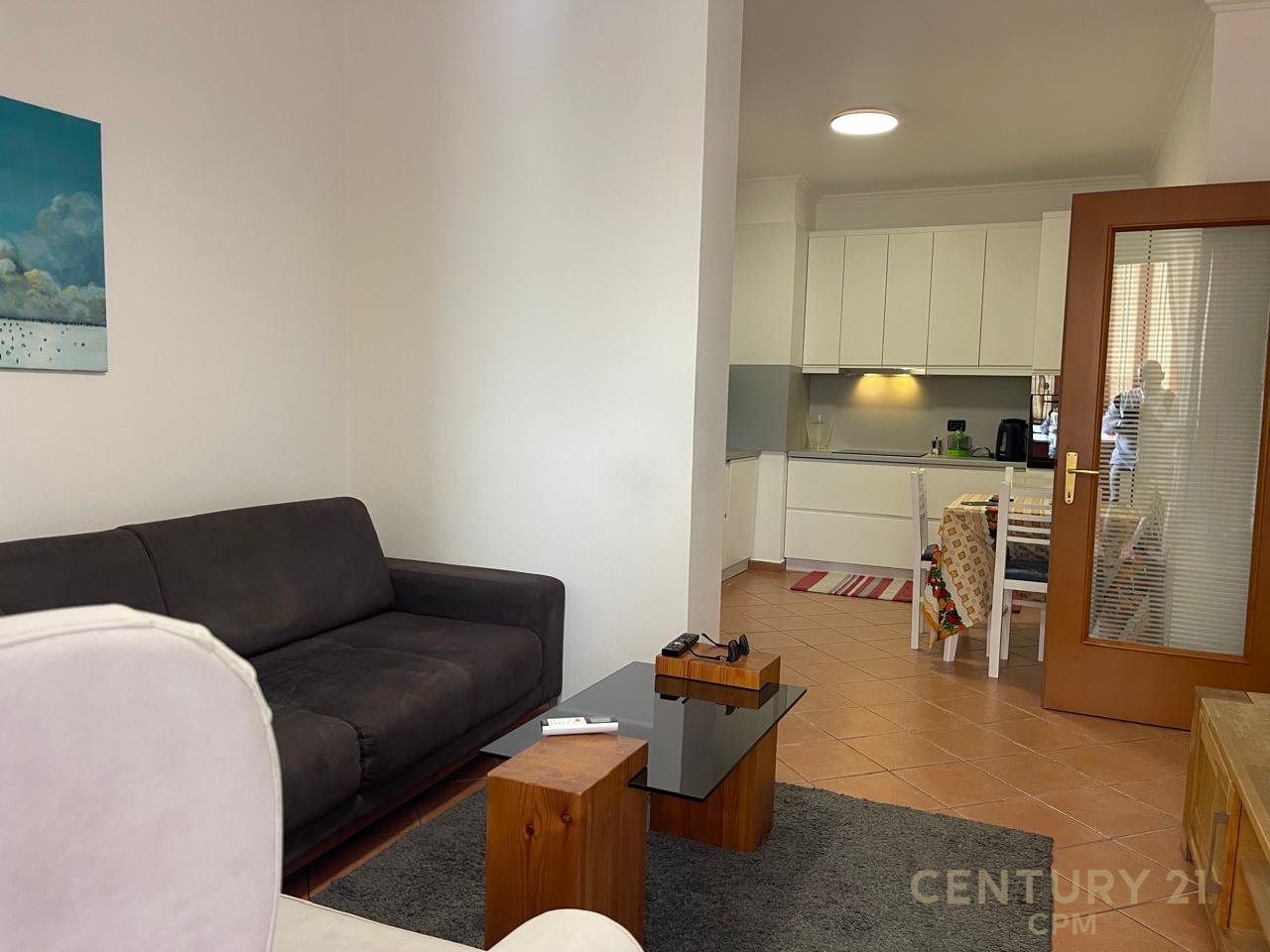 Apartament 2+1 Me Qira në Ish Blloku, Tiranë