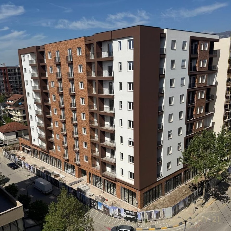 APARTAMENT 2+1 NË SHITJE NË KAMËZ QENDËR – NDËRTIM I RI