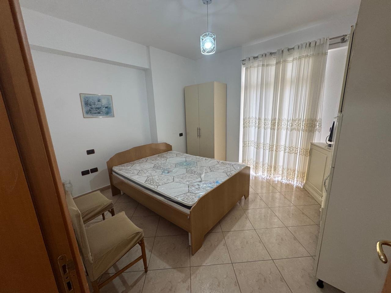 APARTAMENT 1+1 PER QIRA,PRANE SHKOLLES 'DRITA E DIJES'!