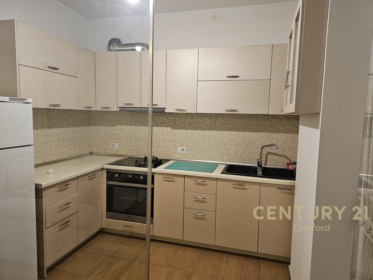 Shesim apartament 2+1+2 ne Misto Mame !