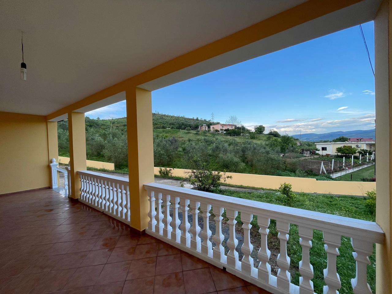 VILLA IN AFFITTO A RISILI-VLORE!