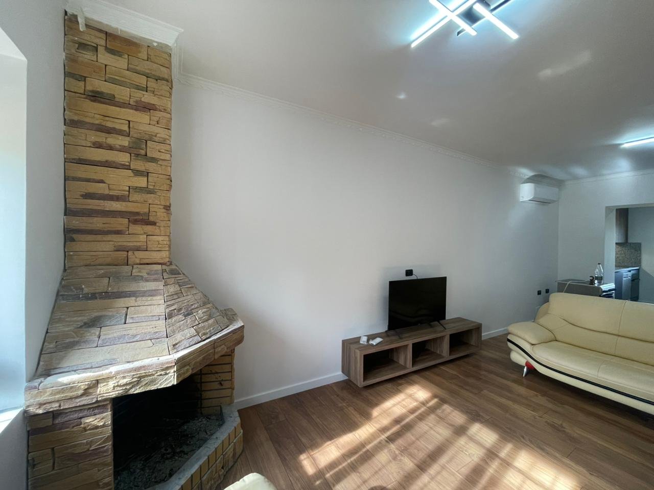 VILLA IN AFFITTO A RISILI-VLORE!