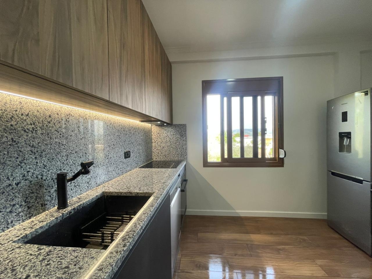 VILLA IN AFFITTO A RISILI-VLORE!