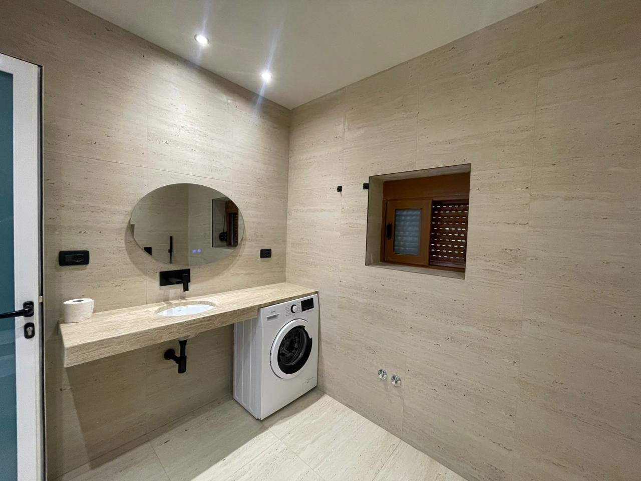 VILLA IN AFFITTO A RISILI-VLORE!