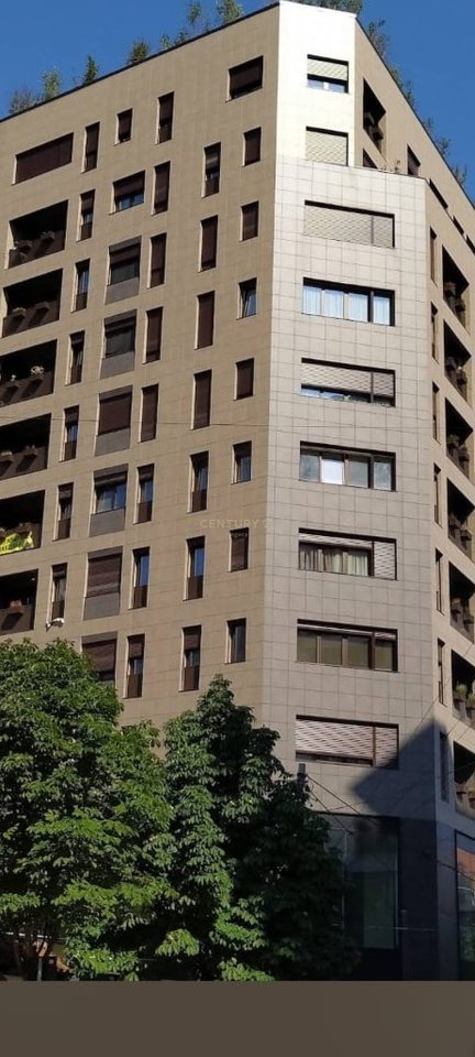 🏡 Apartament 1+1 me Qira – RRUGA E BARRIKADAVE – QENDËR, TIRANË! 800 € /Muaj