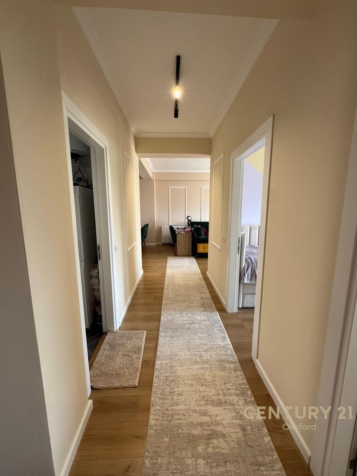 APARTAMENT ME QIRA 2+1+2 me GARAZH PER 2 MAKINA TEK LIQENI I THATE