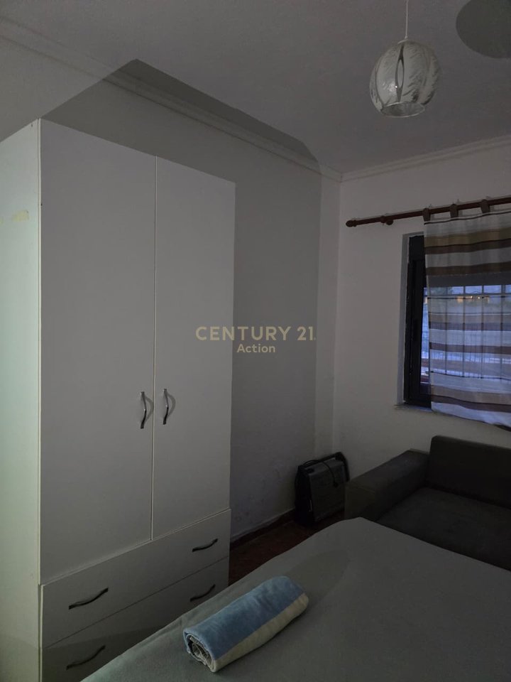 JAPIM ME QIRA APARTAMENT 1+1 NE GOLEM!