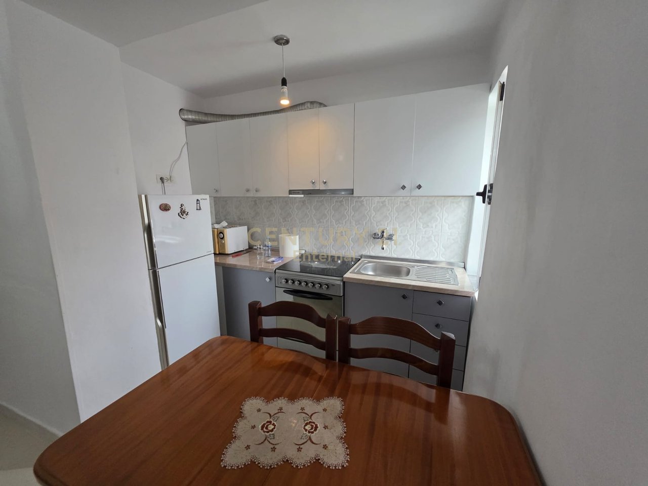 1+1 Apartment for Rent in the Brryli Area