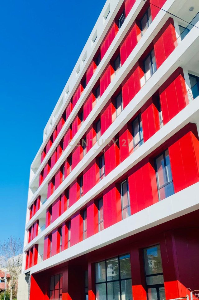 Appartamento 2+1+2 vicino alla Farmacia 10