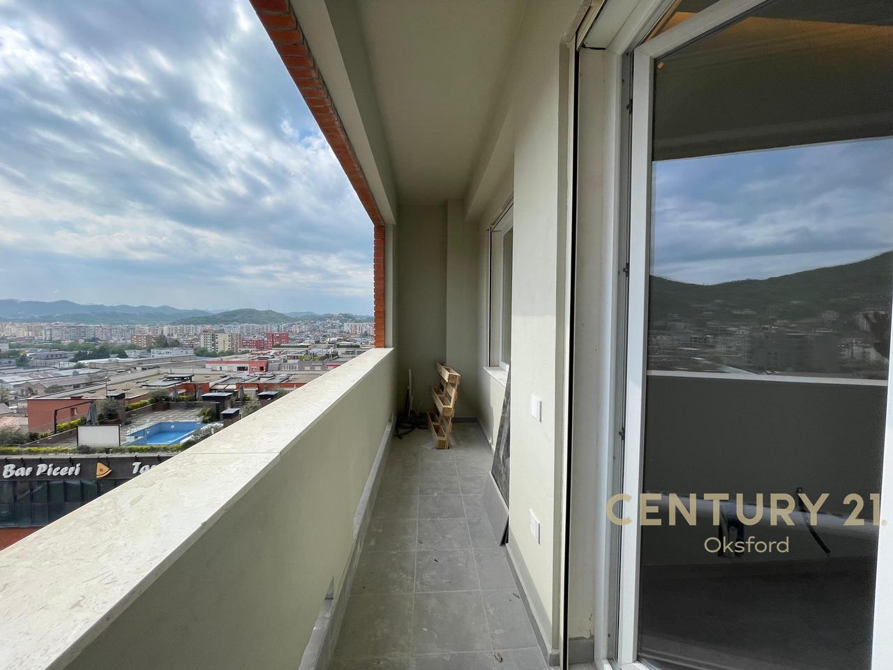 SHITET APARTAMENT 1+1 TE REZIDENCA "TIRANA GOLDEN PARK 3" !!