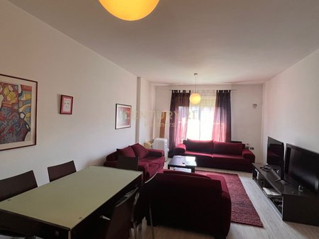APARTAMENT 2+1 ME QIRA PERBALL DEIORGJIT