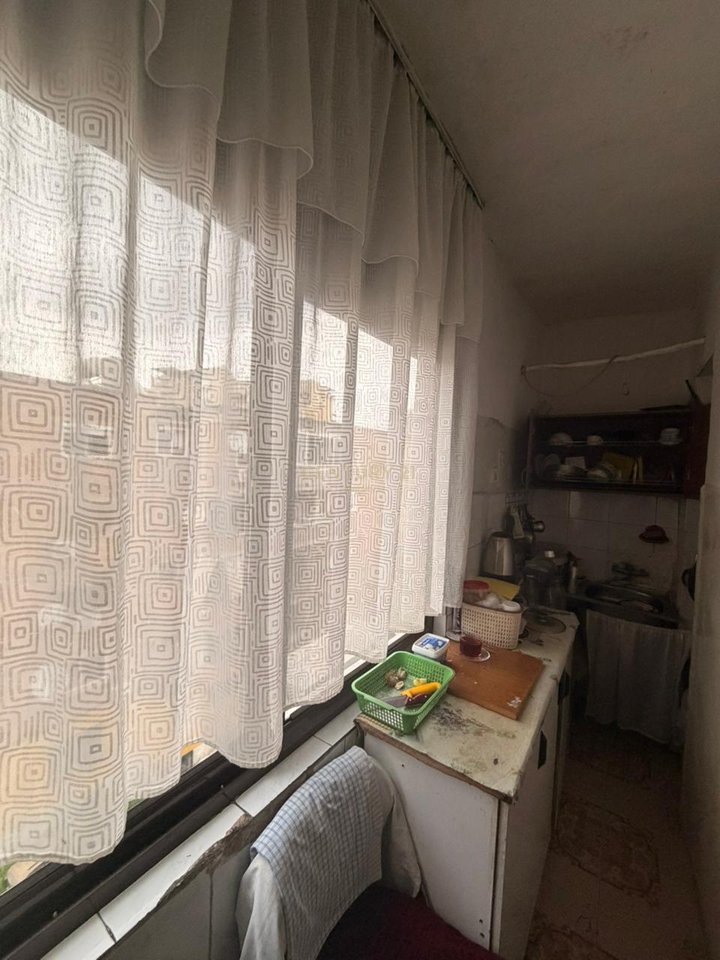 ULET CMIMI‼️
SHESIM, APARTMENT NE PAZARI I RI ‼️163,000 €