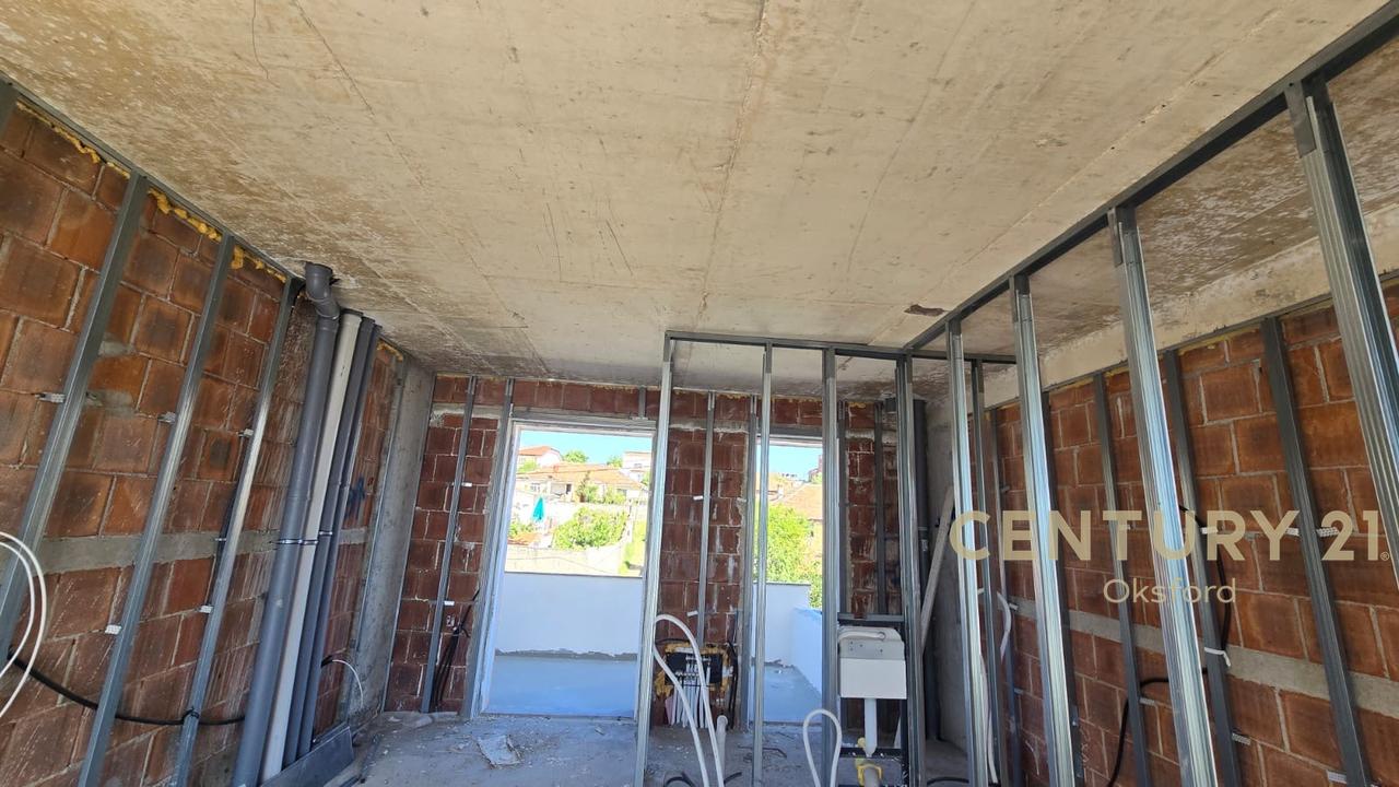 Vila Elite Për Shitje Në West Home Residence Tiranë!