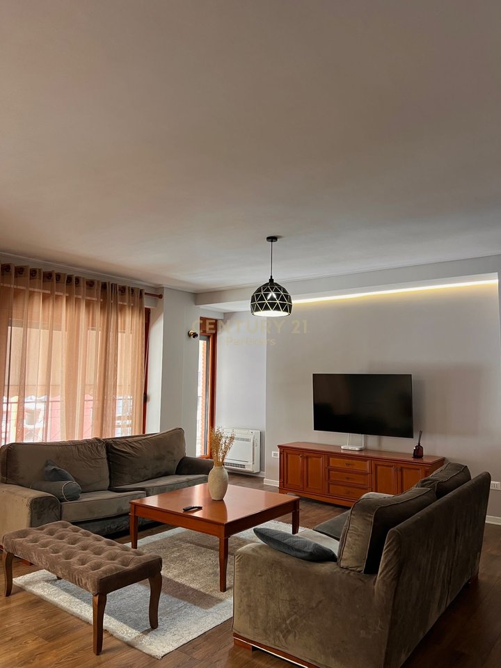 JEPET ME QIRA APARTAMENT 2+1+2DEPO TEK KOMPLEKS DELIORGJI