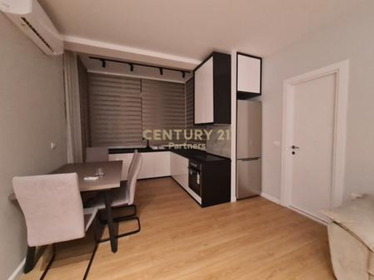 APPARTAMENTO 1+1 IN AFFITTO IN VIA DRITAN HOXHA, VICINO AL COMPLESSO AURA