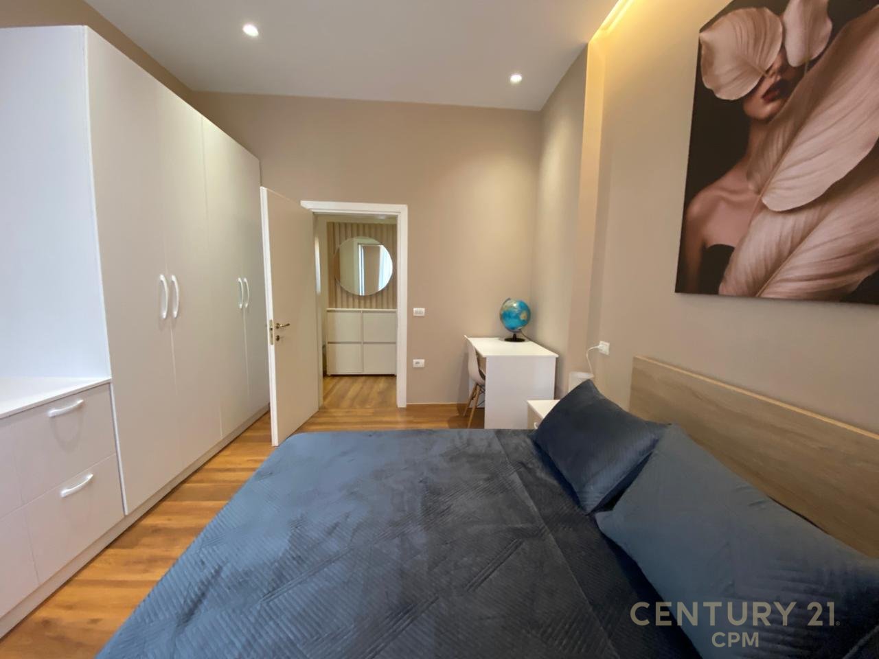 IN QUESTA ZONA BLOCCO OFFRIAMO UN APPARTAMENTO DI LUSSO 2+1 IN AFFITTO