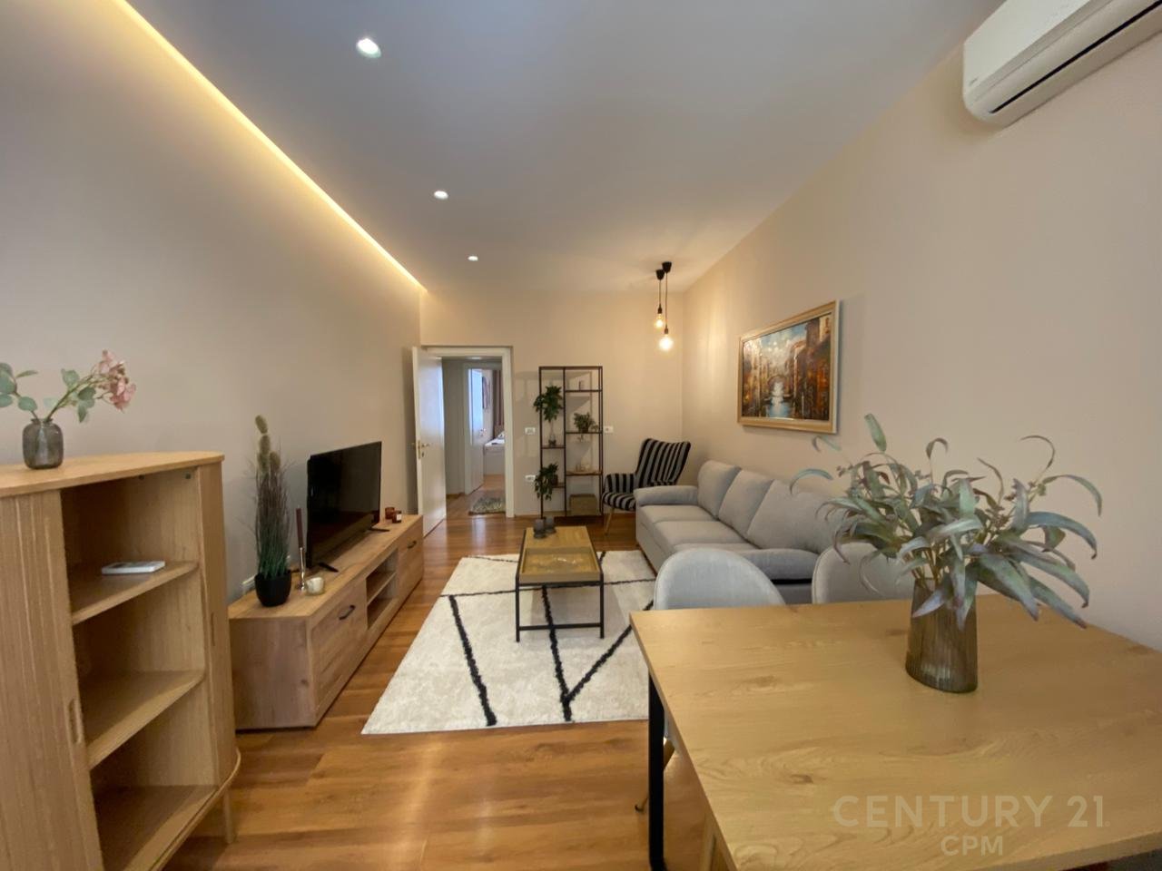 IN QUESTA ZONA BLOCCO OFFRIAMO UN APPARTAMENTO DI LUSSO 2+1 IN AFFITTO