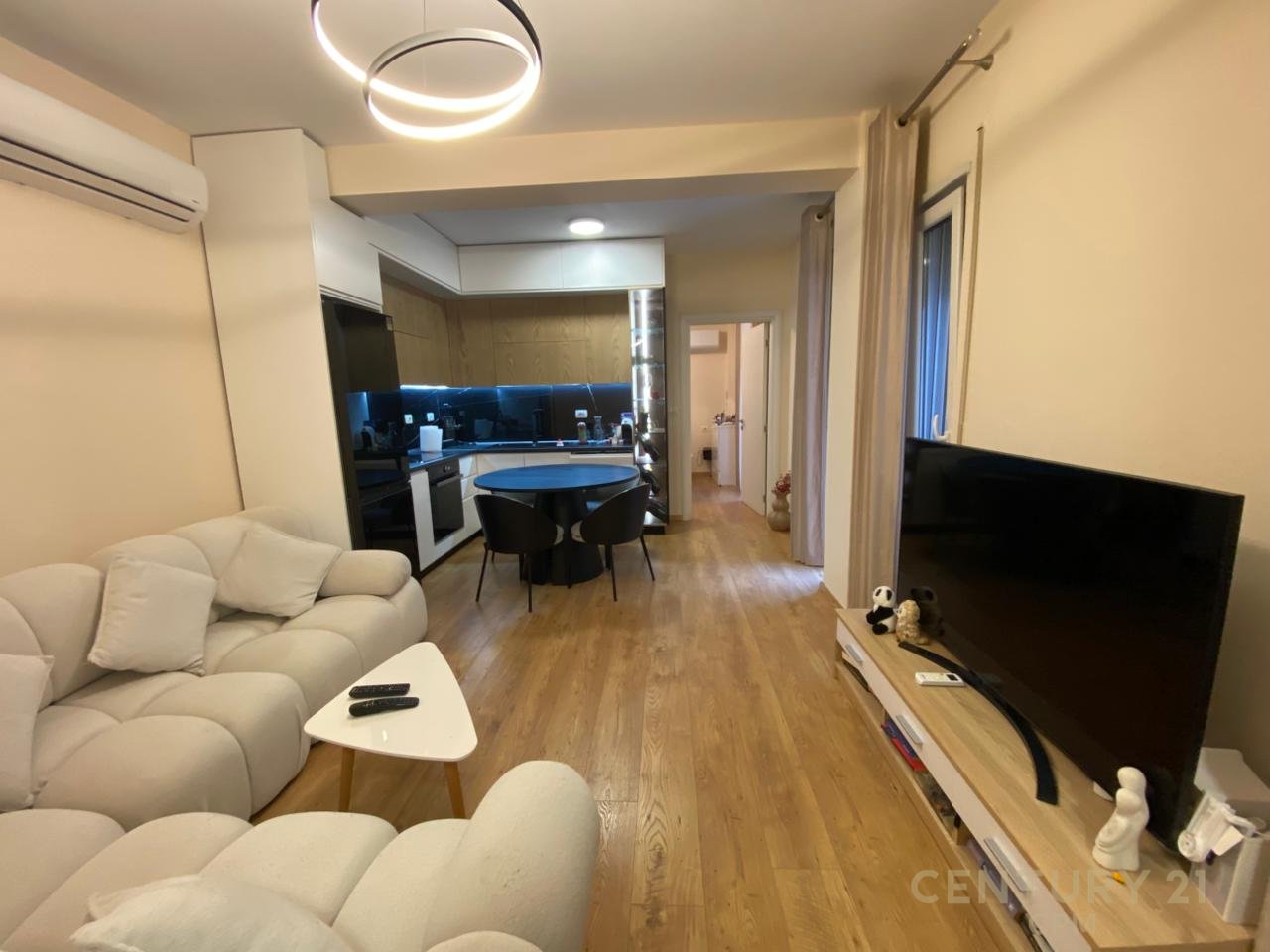 EKSKLUZIVE ! TEK KODRA E DIELLIT 2 SHESIM SUPER APARTAMENT 1+1