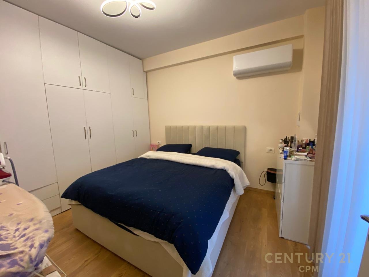 EKSKLUZIVE ! TEK KODRA E DIELLIT 2 SHESIM SUPER APARTAMENT 1+1