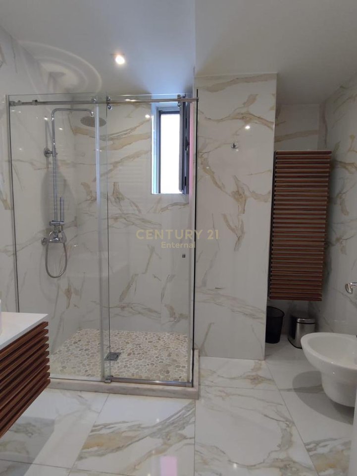 APARTAMENT 3+1+2 PER QIRA TE NOBIS