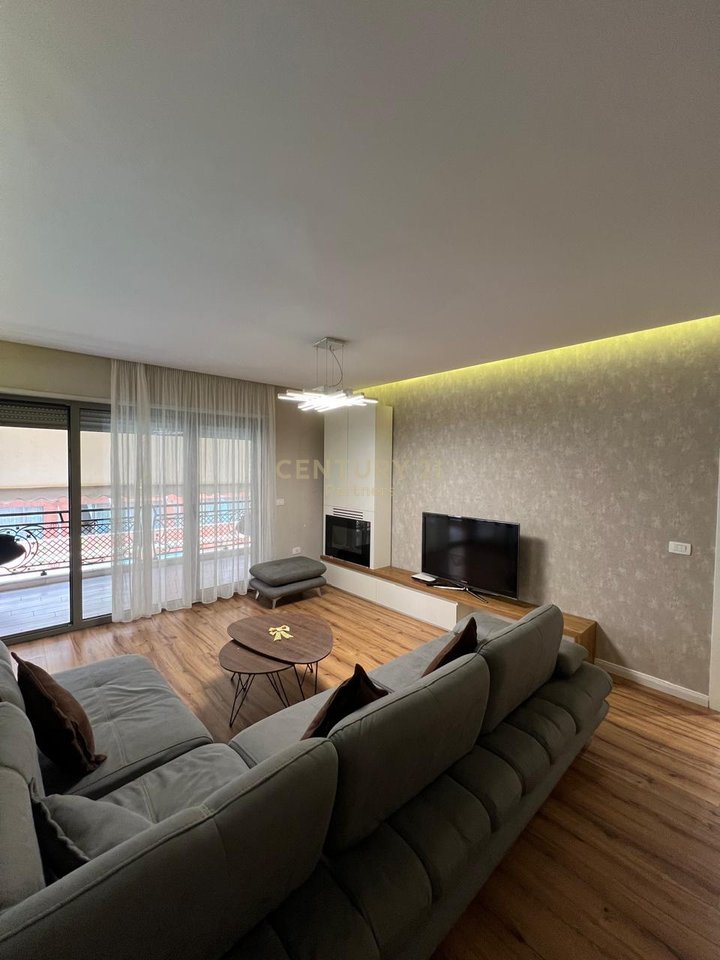 Appartamento 2+1 in Affitto nel Complesso Delijorgji, Tirana - 1100€ | 115 m²