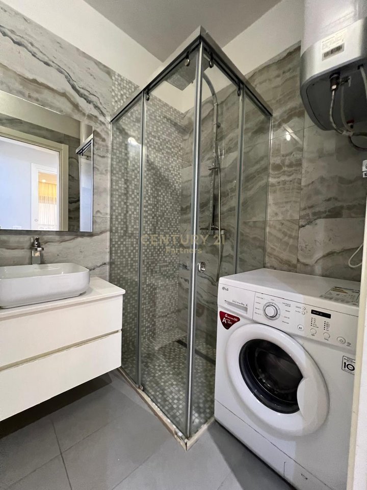 Appartamento 2+1 in Affitto nel Complesso Delijorgji, Tirana - 1100€ | 115 m²