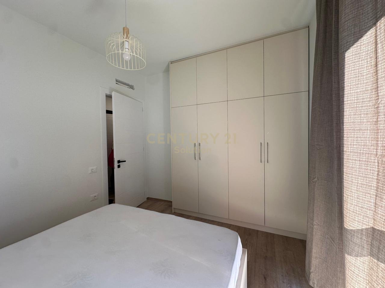 APARTAMENT 1+1+PARKING PER QIRA PRANE FARMACISE NR 10!