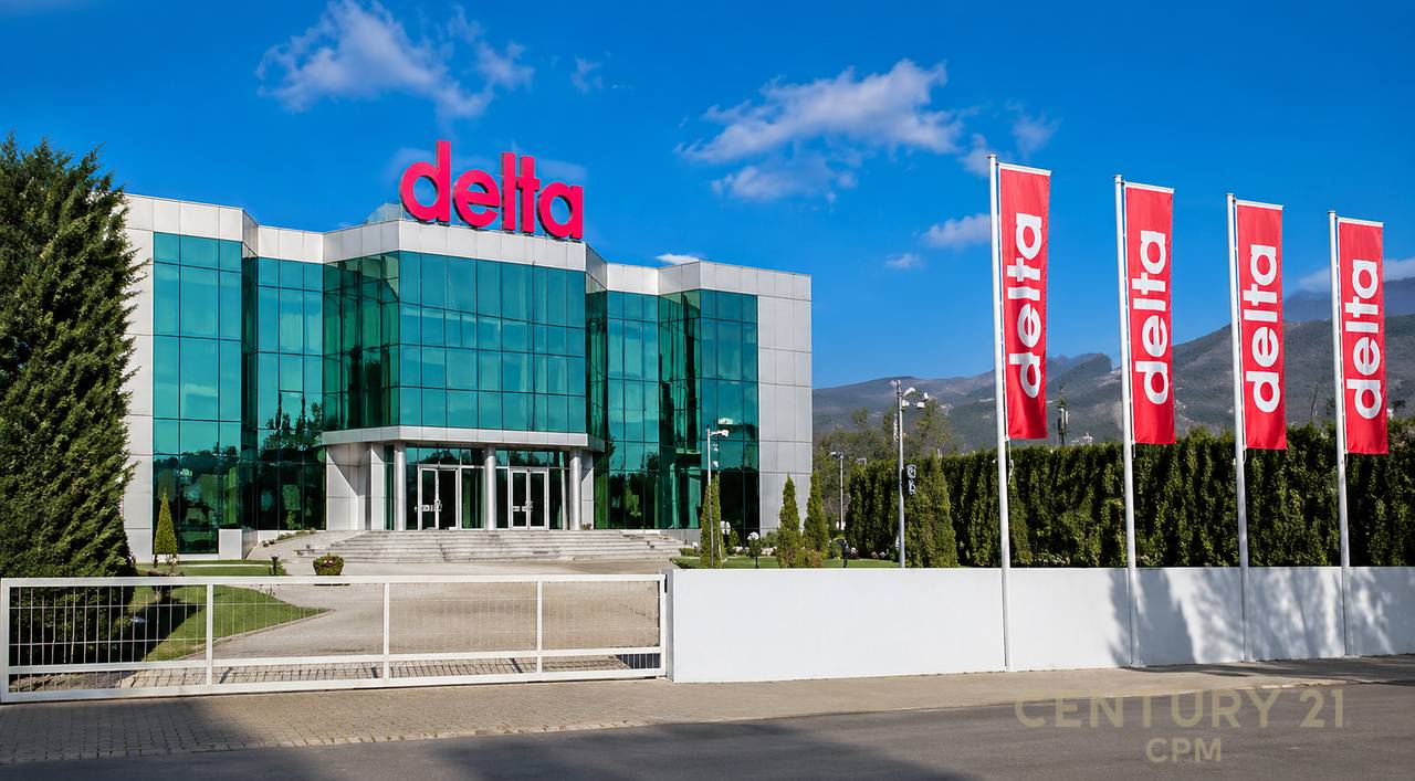 Shitet godine multifunksionale, Korce