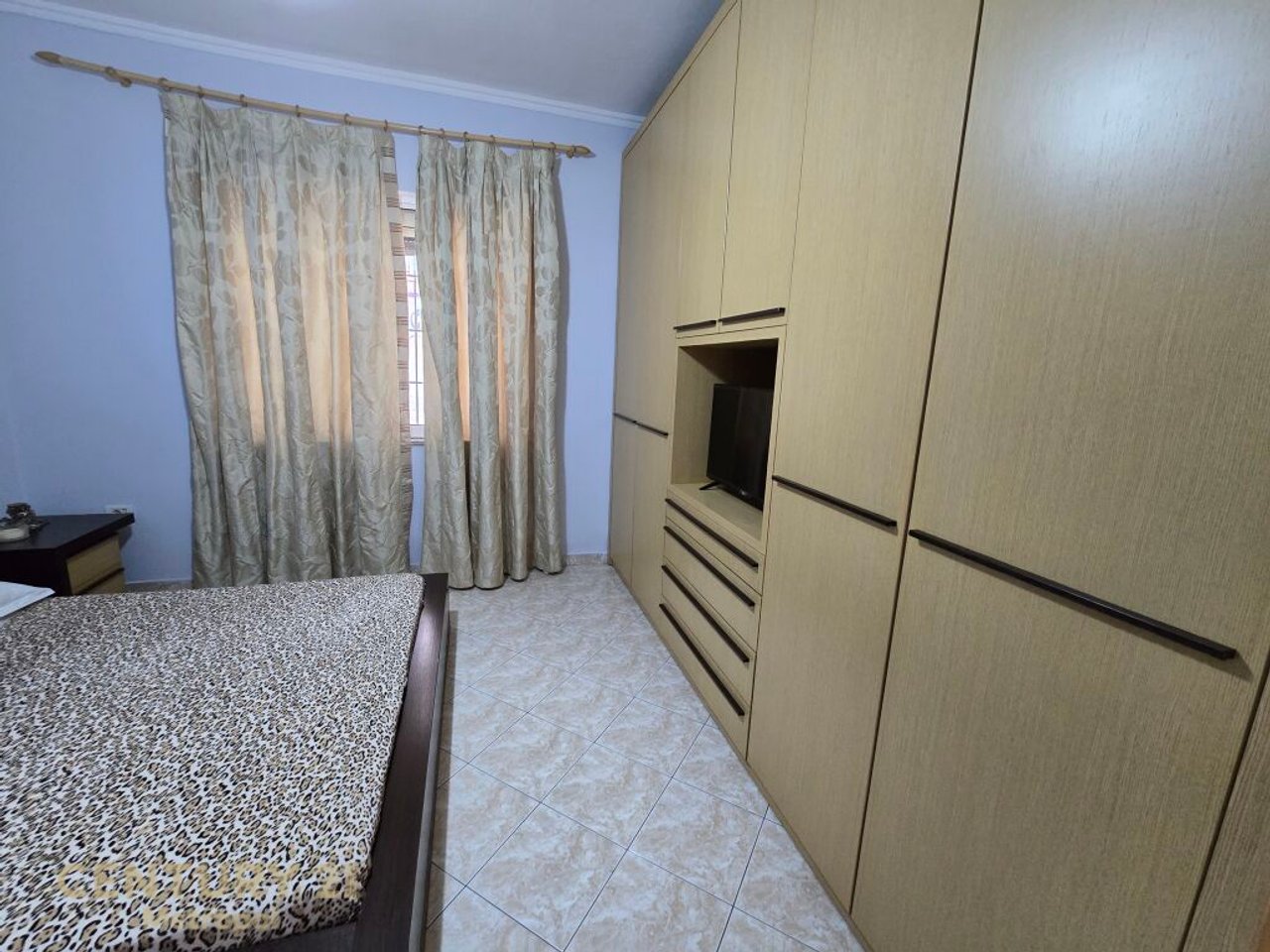 WE ARE GIVING A PRIVATE ONE-STOREY 3+1+2 HOUSE FOR RENT NEAR MYSLYM SHYRIT!