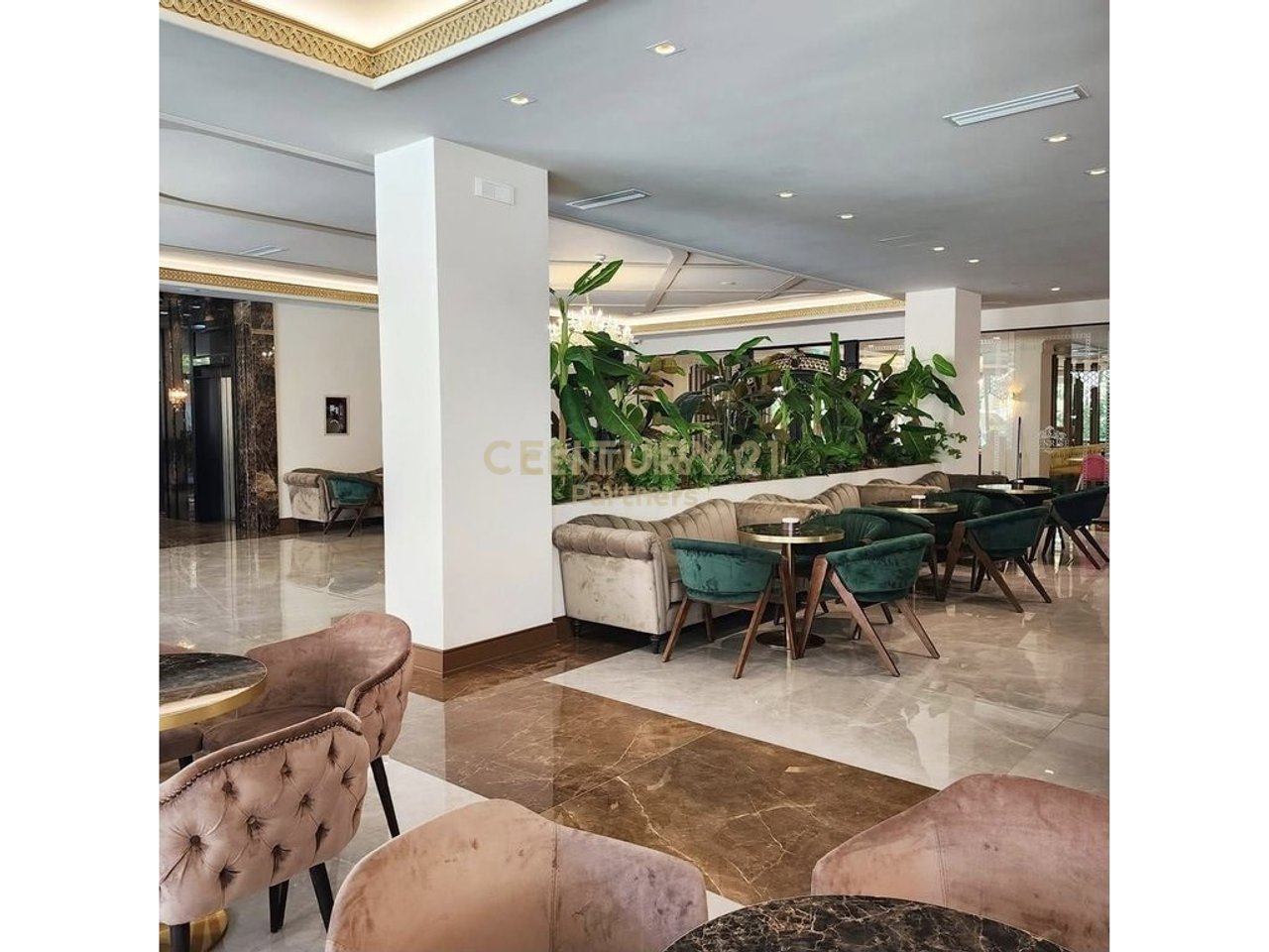 SUPER HOTEL PER SHITJE NE GOLEM, 180 M NGA DETI!