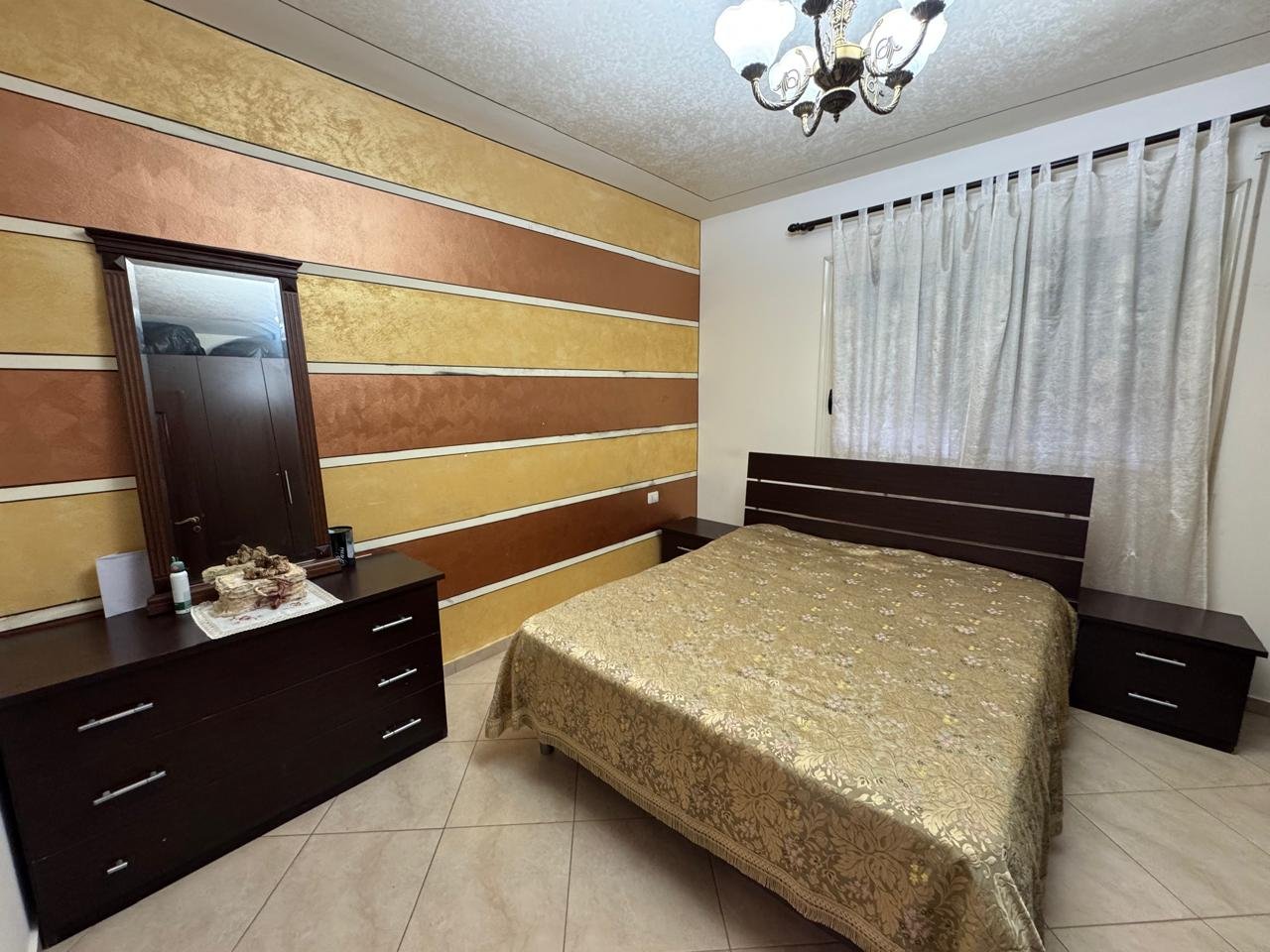 SHITET APARTAMENT 2+1 TEK ''ISH KOMBINATI"!