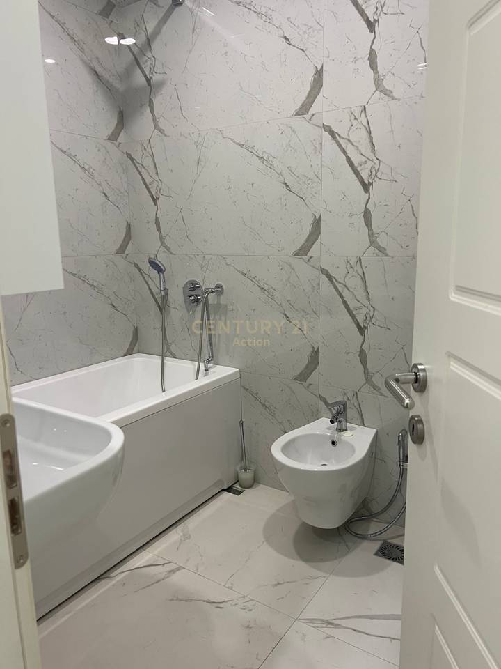 APPARTAMENTO 2+1 IN AFFITTO – DRY LAKE, TIRANA ✨