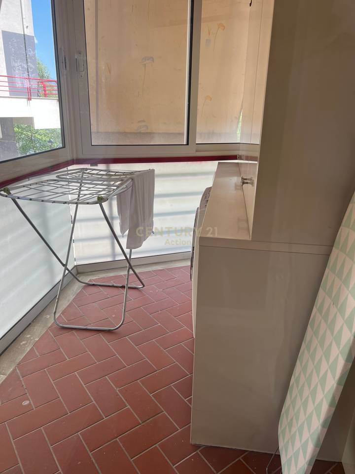 APPARTAMENTO 2+1 IN AFFITTO – DRY LAKE, TIRANA ✨