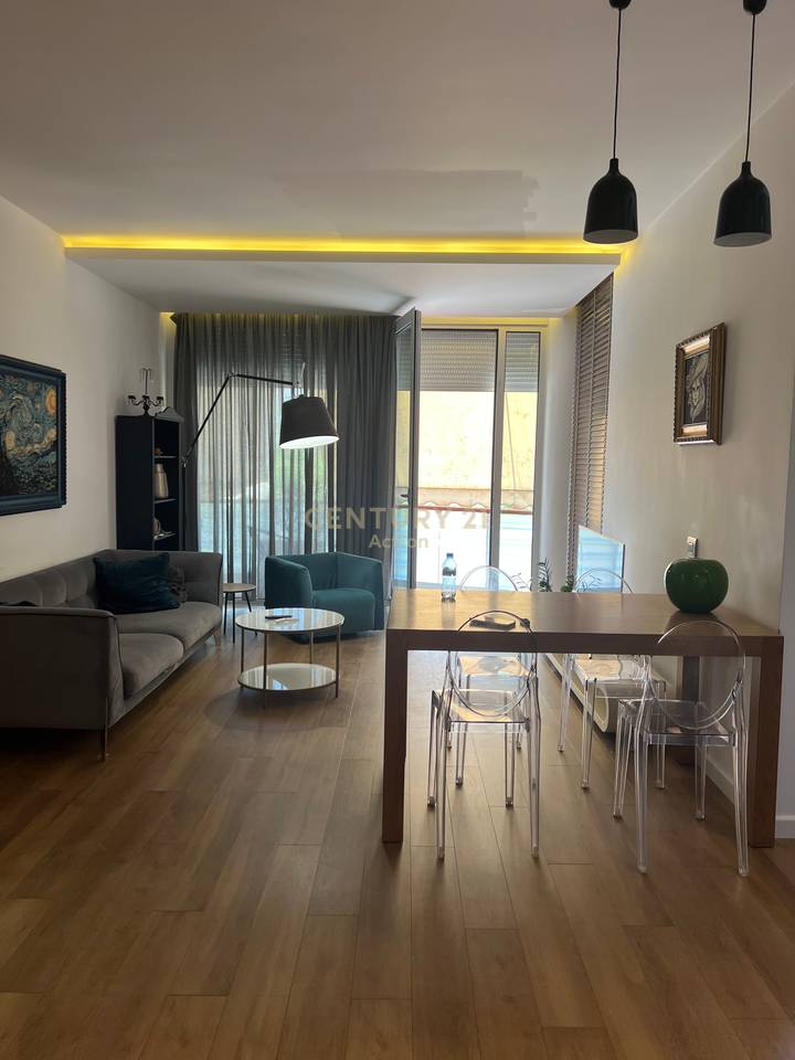 APPARTAMENTO 2+1 IN AFFITTO – DRY LAKE, TIRANA ✨