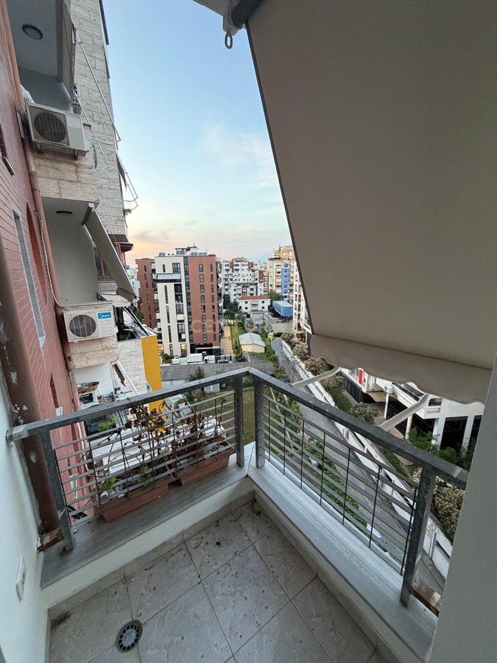 Apartament 1+1 per qira tek Rruga e Kosovarëve