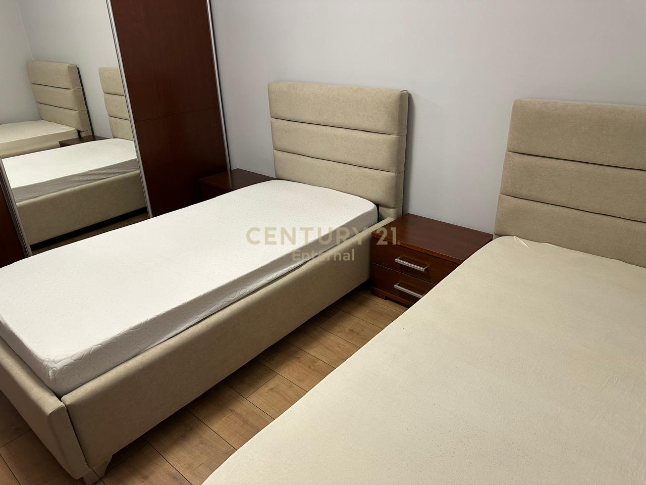 Myslym Shyri - Appartamento Moderno 1+1 in Affitto Vicino a Kastrati
