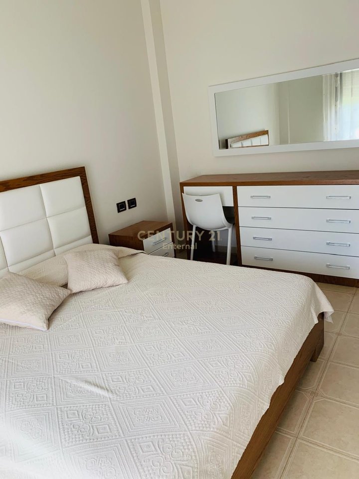 Apartament 1+1 me Qira tek Rruga Eduart Mano, Liqeni i Thate