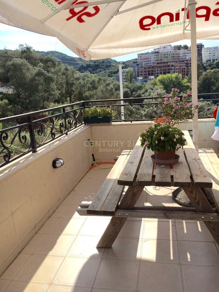 Apartament 1+1 me Qira tek Rruga Eduart Mano, Liqeni i Thate