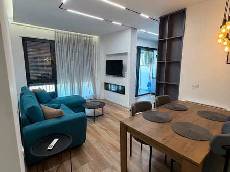 🏡 Jepet me qira apartament 2+1+2 + Post Parkimi Ish Tregu Elekrik  🚗