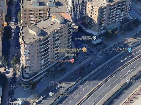 VENDIAMO UN'UNITÀ COMMERCIALE NELLA ZONA DI ASTIR!