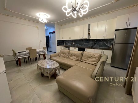 Jepet me qira apartament 2+1+2 te Ish Uzina Dinamo, përballë tregut.