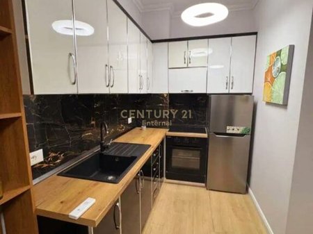 Appartamento moderno 1+1 in affitto ad Astir