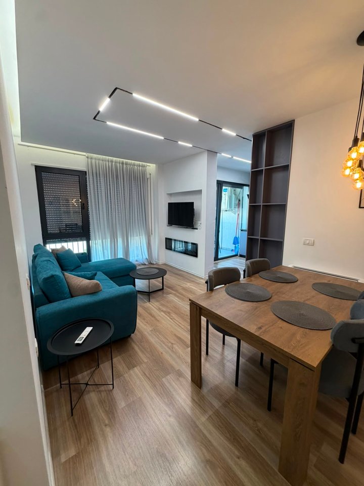 🏡 Jepet me qira apartament 2+1+2 + Post Parkimi Ish Tregu Elekrik  🚗