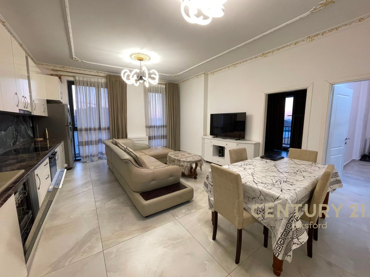 Jepet me qira apartament 2+1+2 te Ish Uzina Dinamo, përballë tregut.
