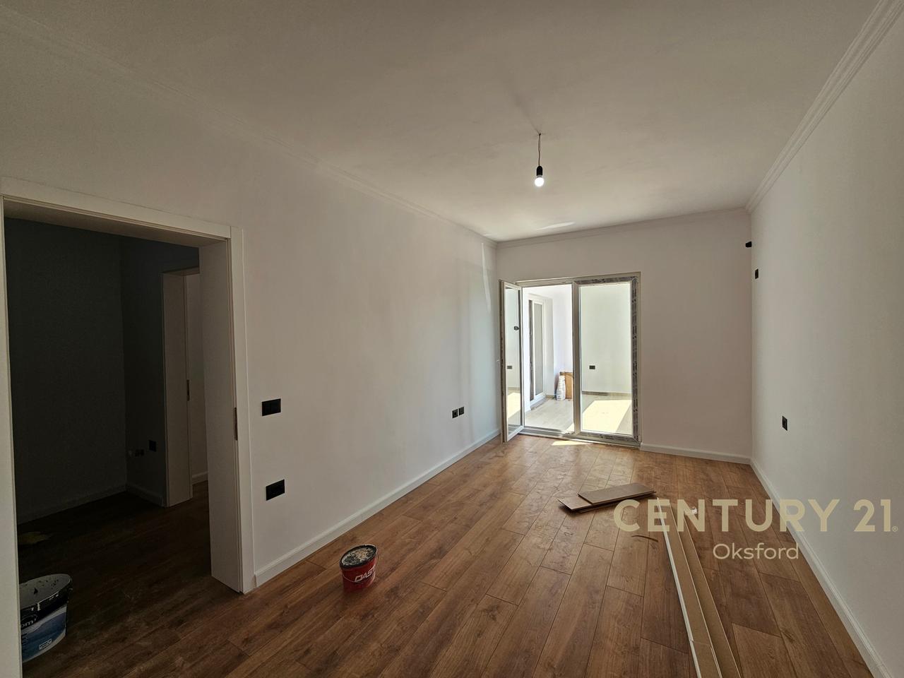 VENDESI APPARTAMENTO 1+1 A KOMUNA E PARISIT