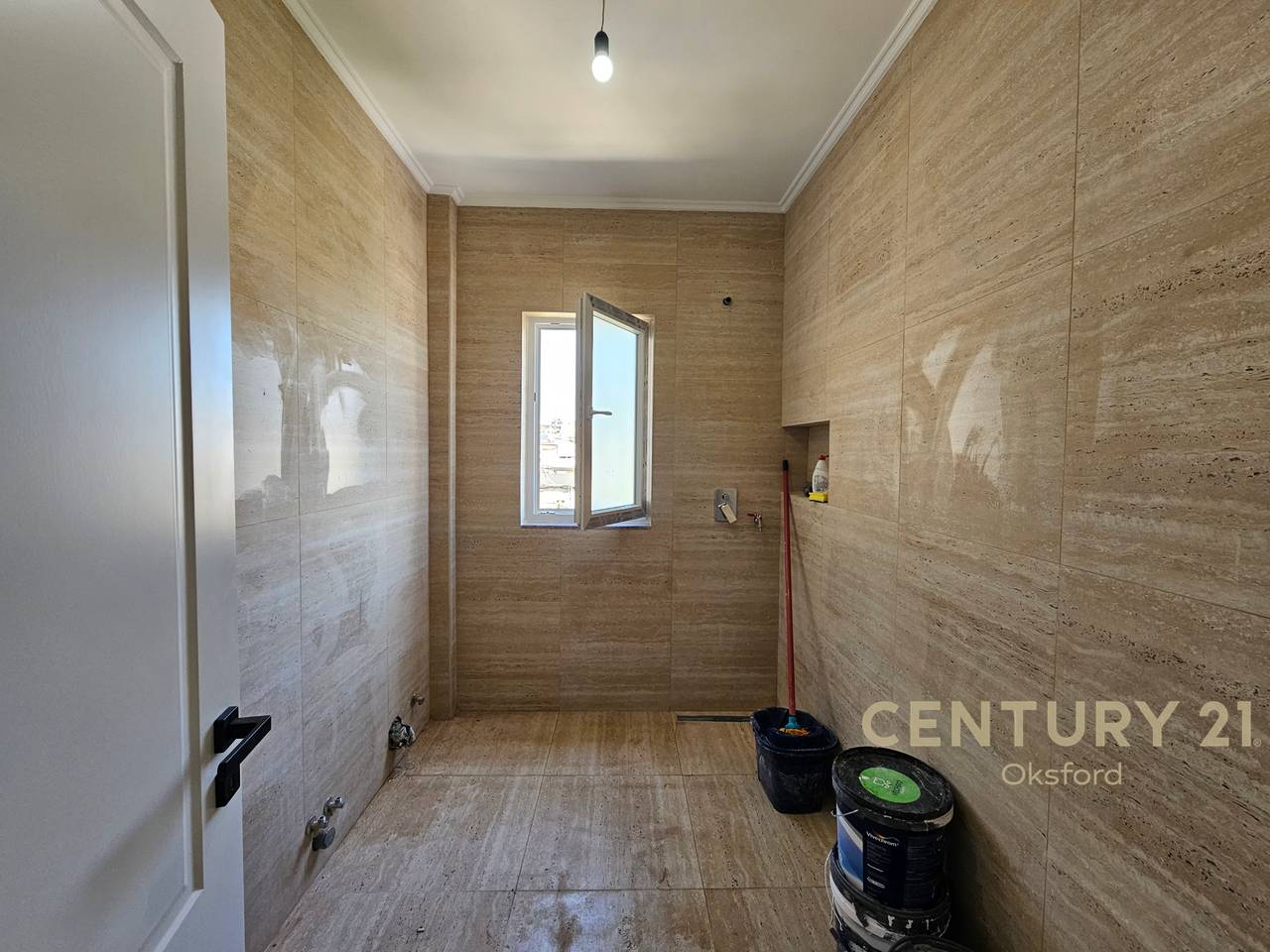 APPARTAMENTO 1+1 IN VENDITA A KOMUNA E PARISIT