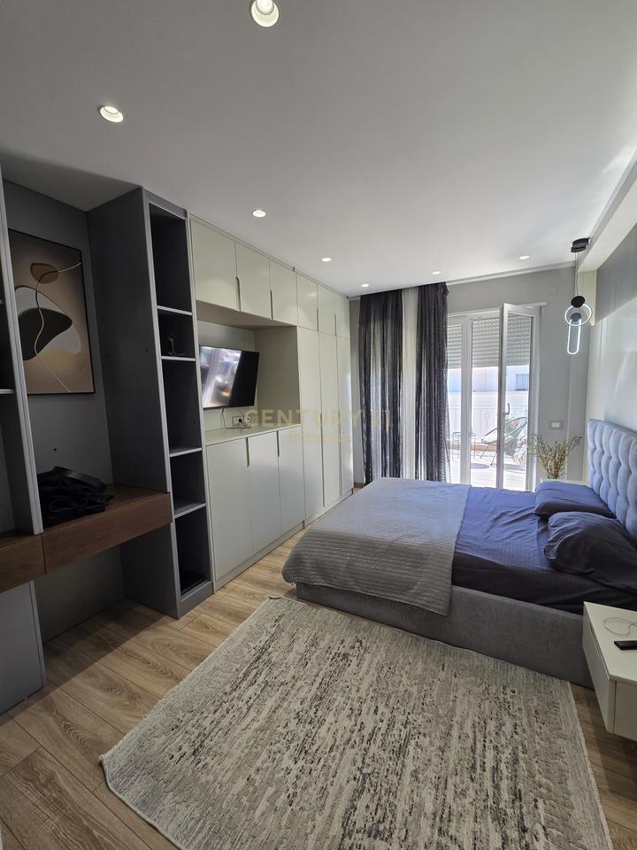 Penthouse 3+1+2+ 2 verandas +2 parking spaces