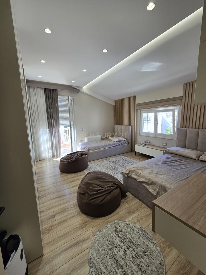 Penthouse 3+1+2+ 2 verandas +2 parking spaces