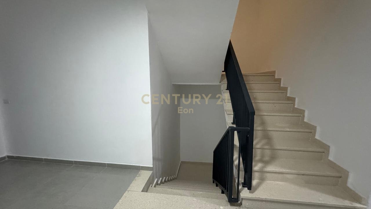 APARTMENT 2+1 + PARKING SPACE FOR SALE IN GOLEM, DURRES - BUILDING I 2025!