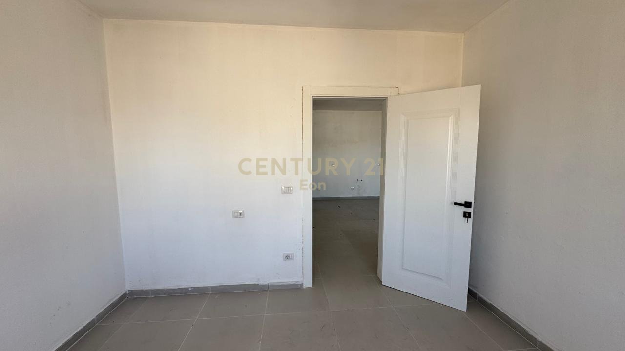 APARTMENT 2+1 + PARKING SPACE FOR SALE IN GOLEM, DURRES - BUILDING I 2025!